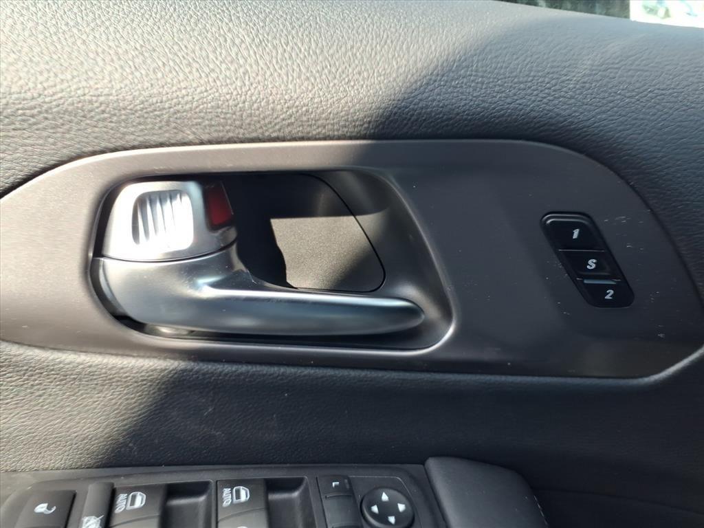 new 2026 Chrysler Pacifica car, priced at $43,999