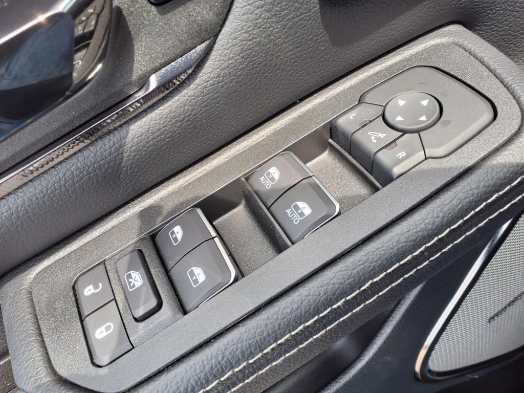 new 2025 Ram 1500 car, priced at $68,816