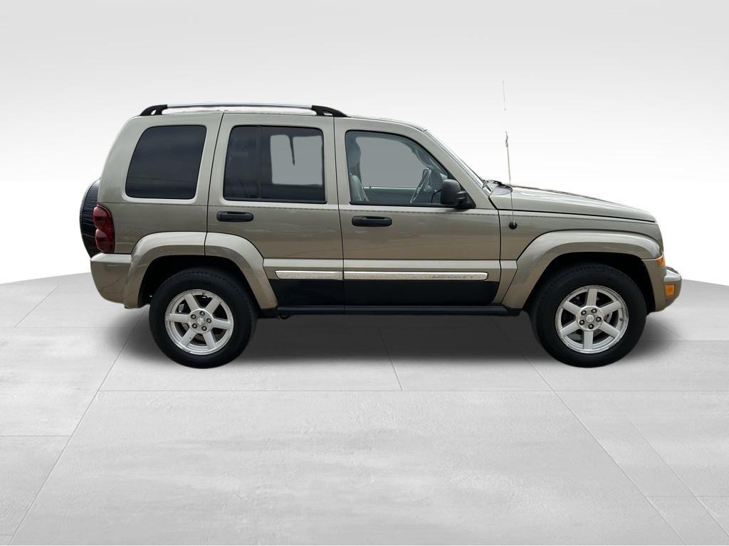 used 2007 Jeep Liberty car, priced at $2,950
