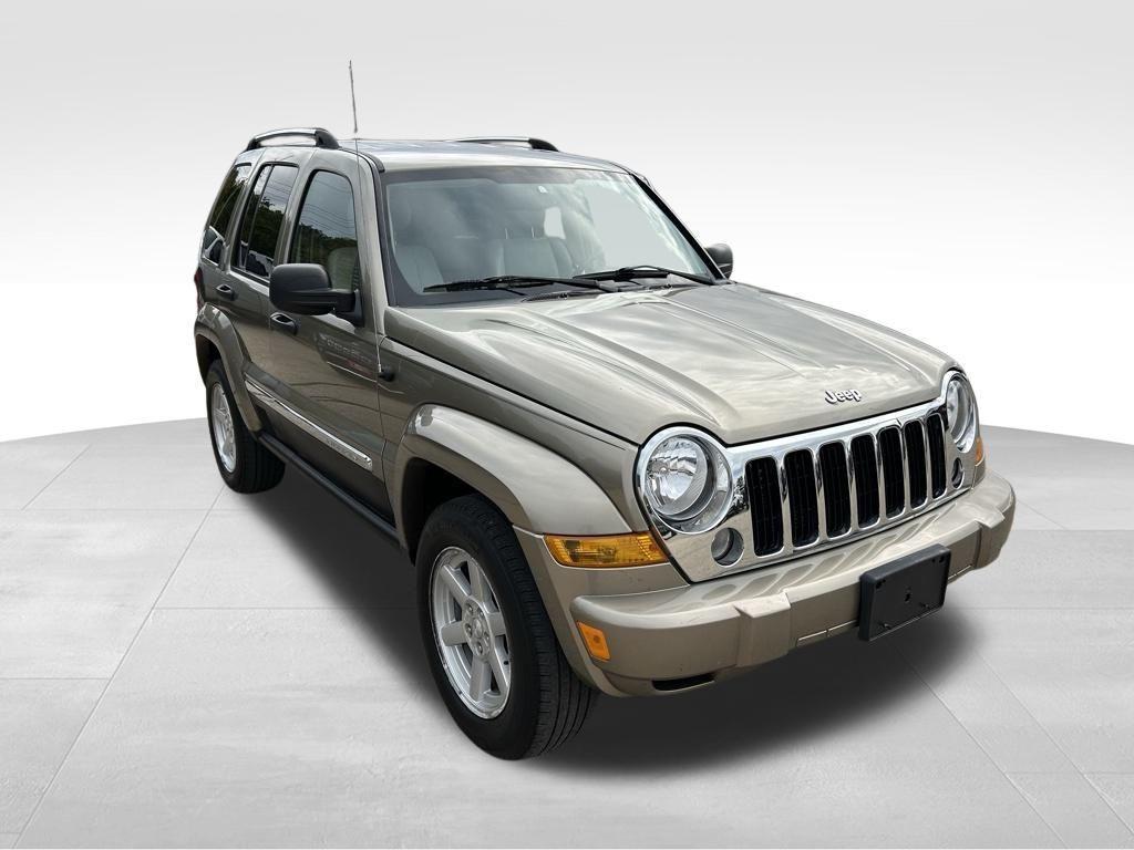 used 2007 Jeep Liberty car, priced at $2,950