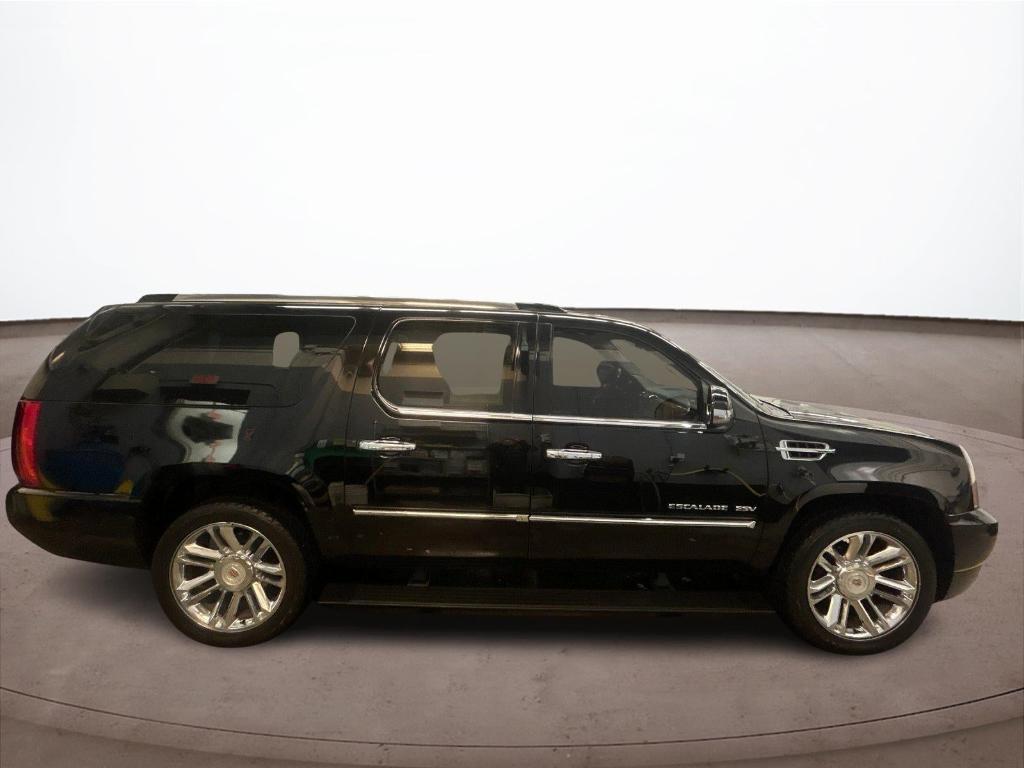 used 2013 Cadillac Escalade ESV car, priced at $14,908