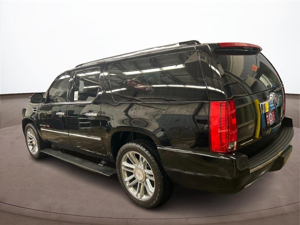 used 2013 Cadillac Escalade ESV car, priced at $14,908