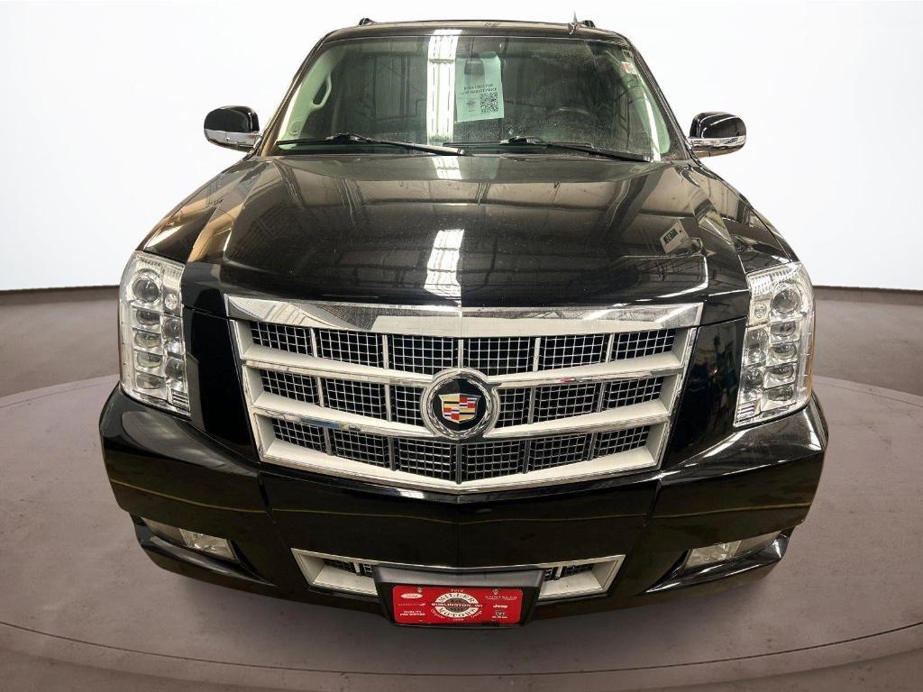 used 2013 Cadillac Escalade ESV car, priced at $14,908