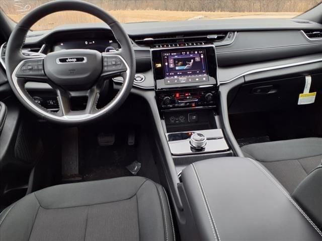 new 2025 Jeep Grand Cherokee L car, priced at $45,175