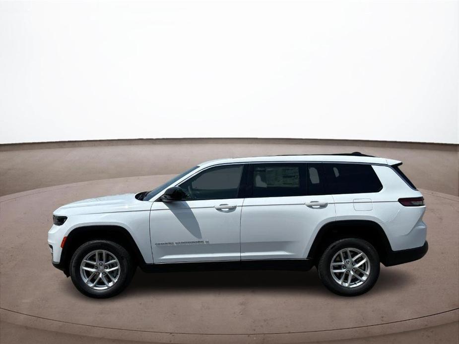 new 2024 Jeep Grand Cherokee L car, priced at $43,081