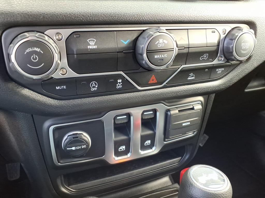 new 2026 Jeep Wrangler car, priced at $38,070