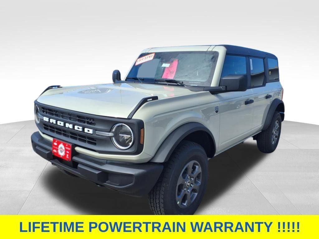 new 2025 Ford Bronco car, priced at $43,458