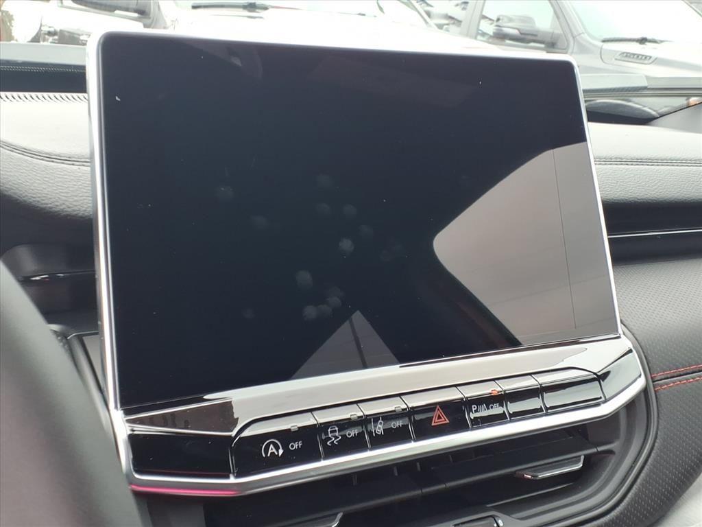 new 2026 Jeep Compass car, priced at $37,071