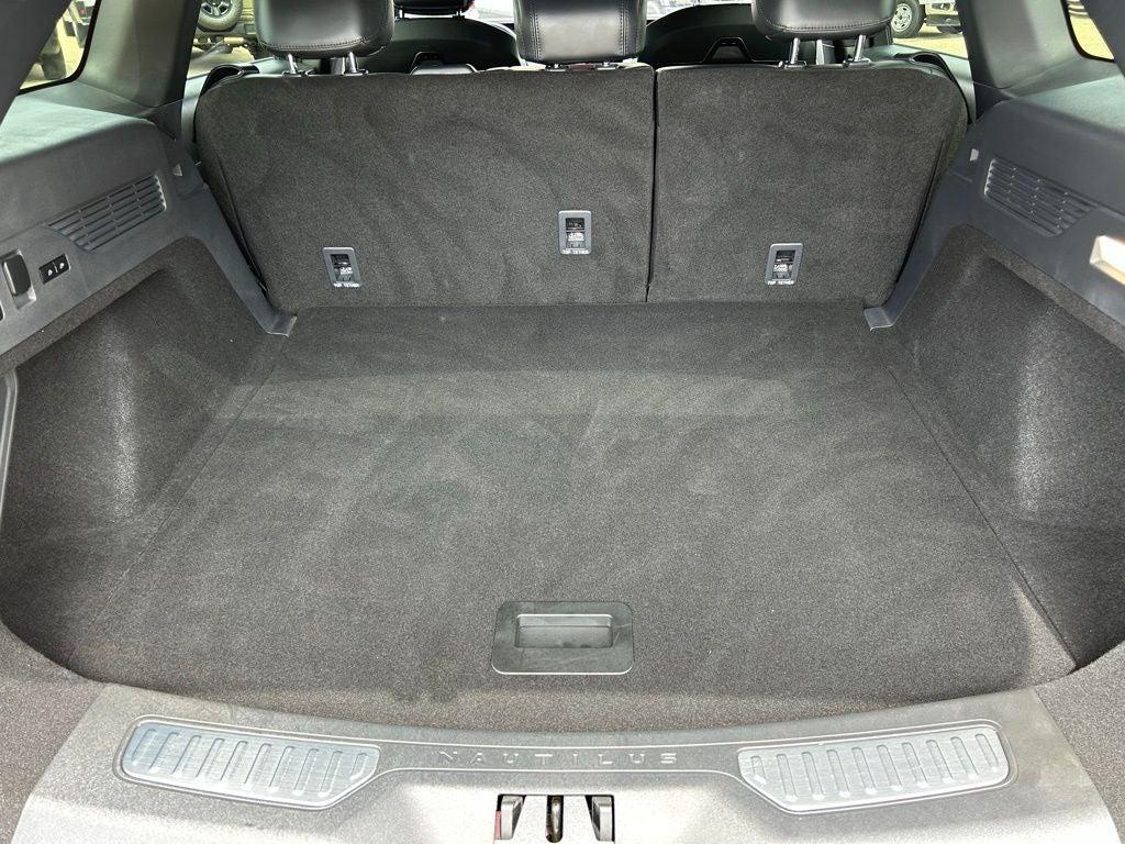 used 2024 Lincoln Nautilus car, priced at $55,990