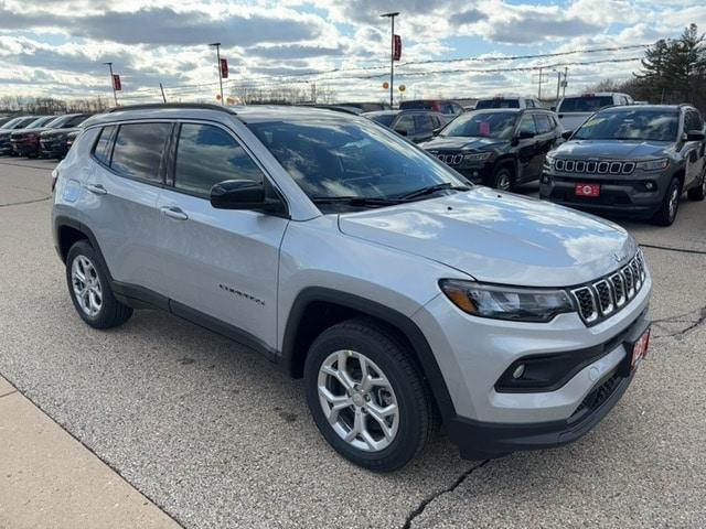 new 2024 Jeep Compass car, priced at $31,126