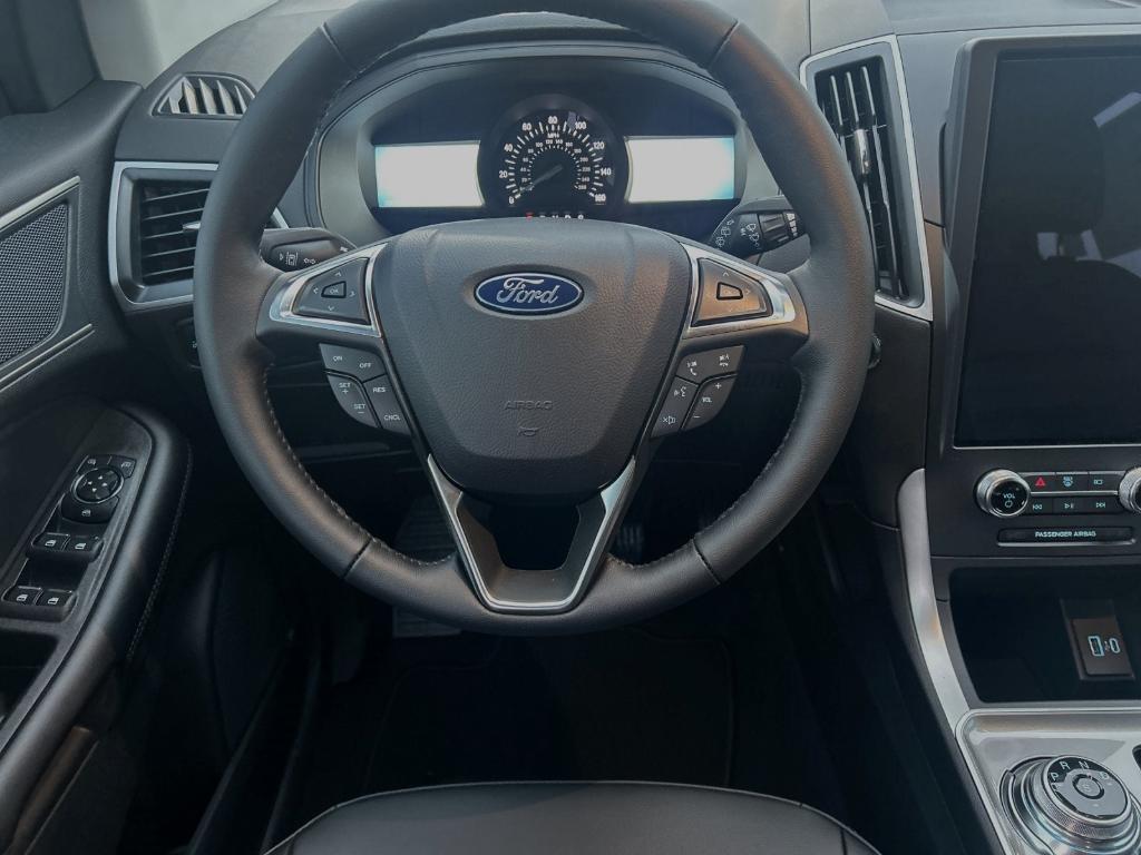 new 2024 Ford Edge car, priced at $37,565