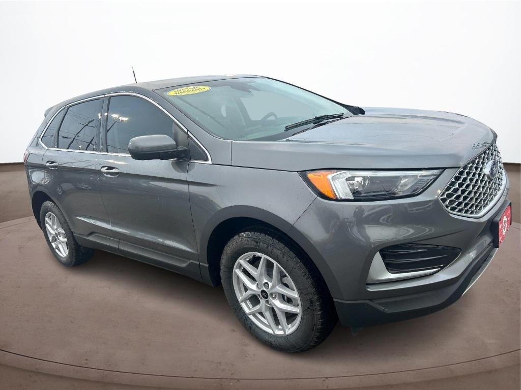 new 2024 Ford Edge car, priced at $37,565