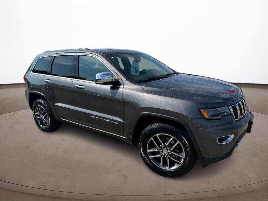 used 2017 Jeep Grand Cherokee car, priced at $13,995