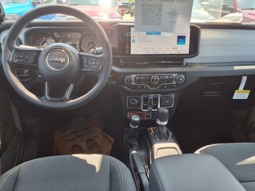 new 2025 Jeep Wrangler car, priced at $55,028
