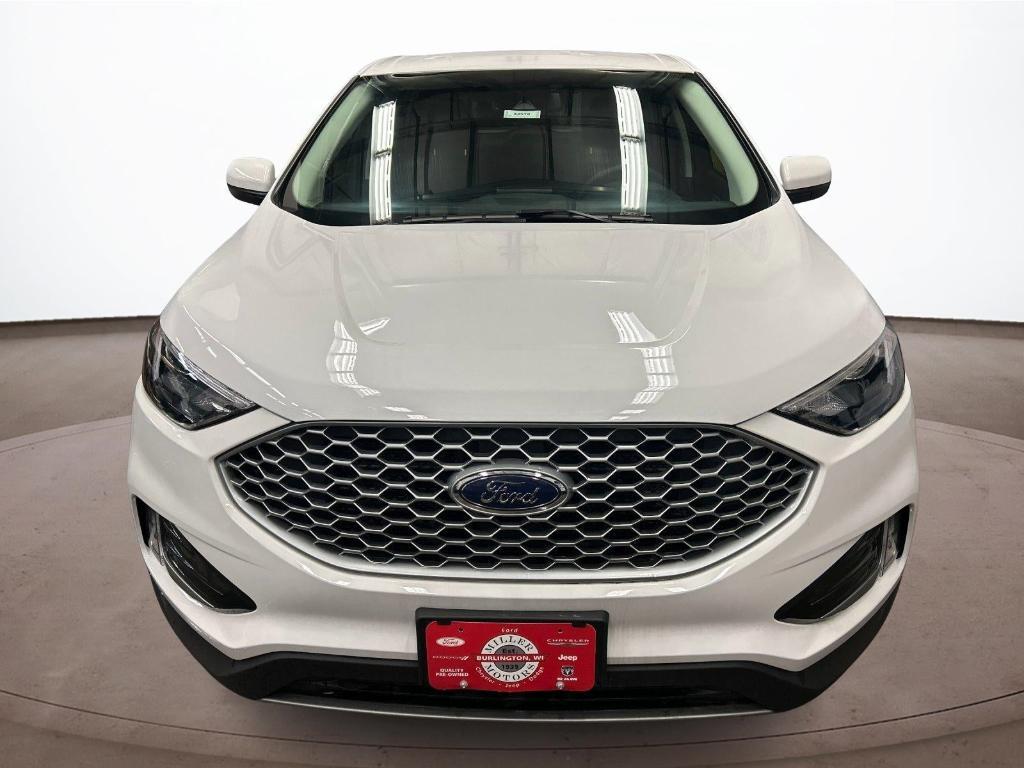 new 2024 Ford Edge car, priced at $39,015