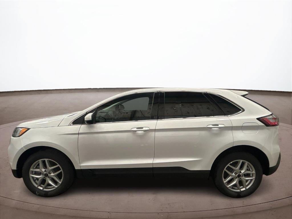 new 2024 Ford Edge car, priced at $39,015