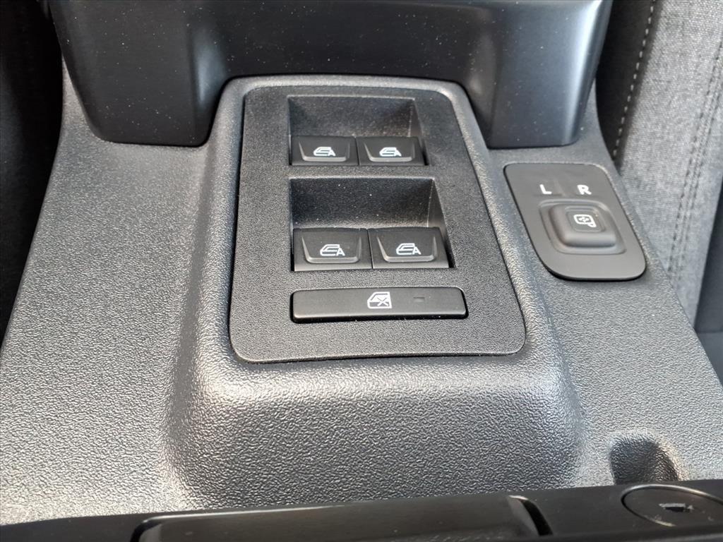 new 2025 Ford Bronco car, priced at $41,684