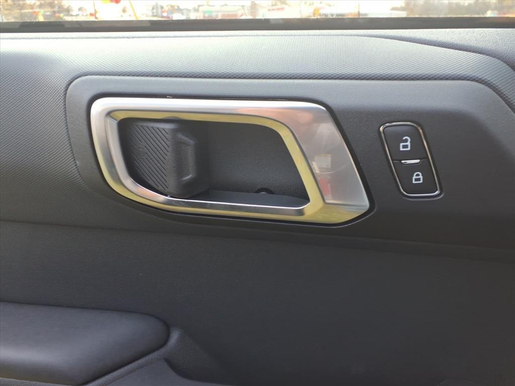 new 2025 Ford Bronco car, priced at $41,684