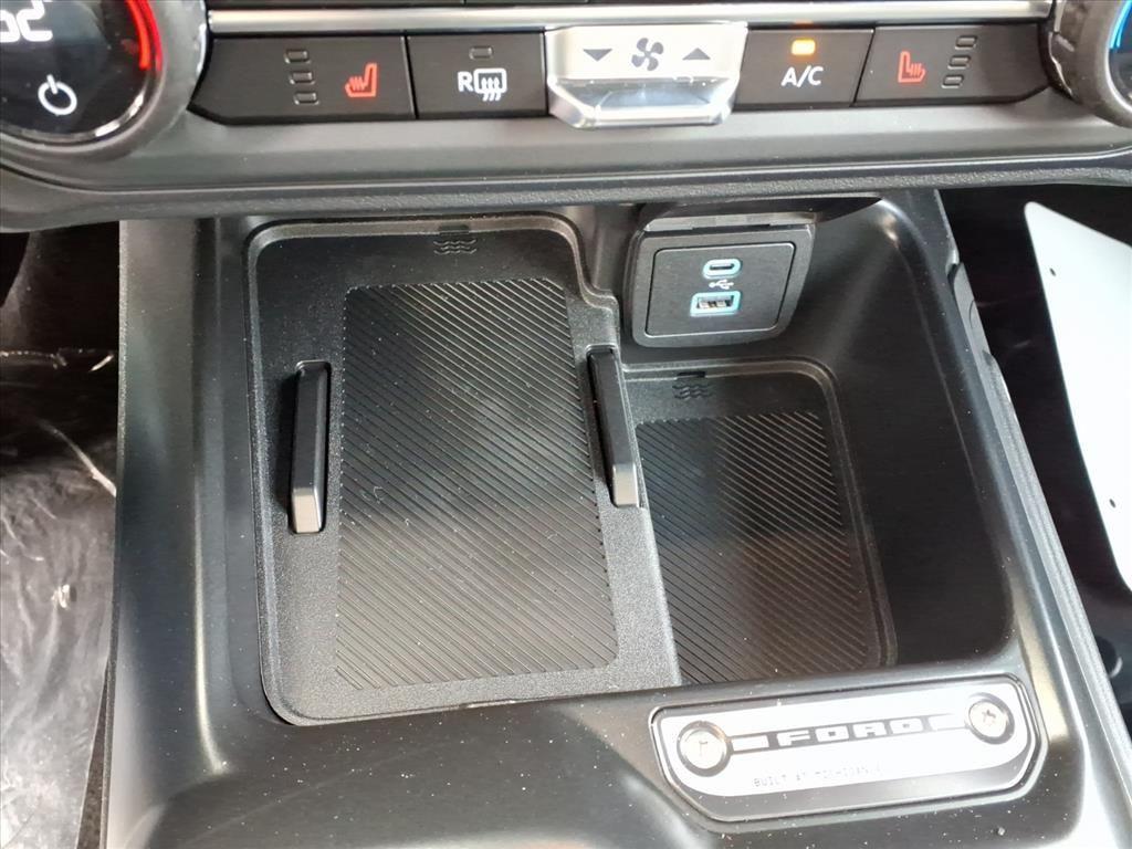 new 2025 Ford Bronco car, priced at $41,684