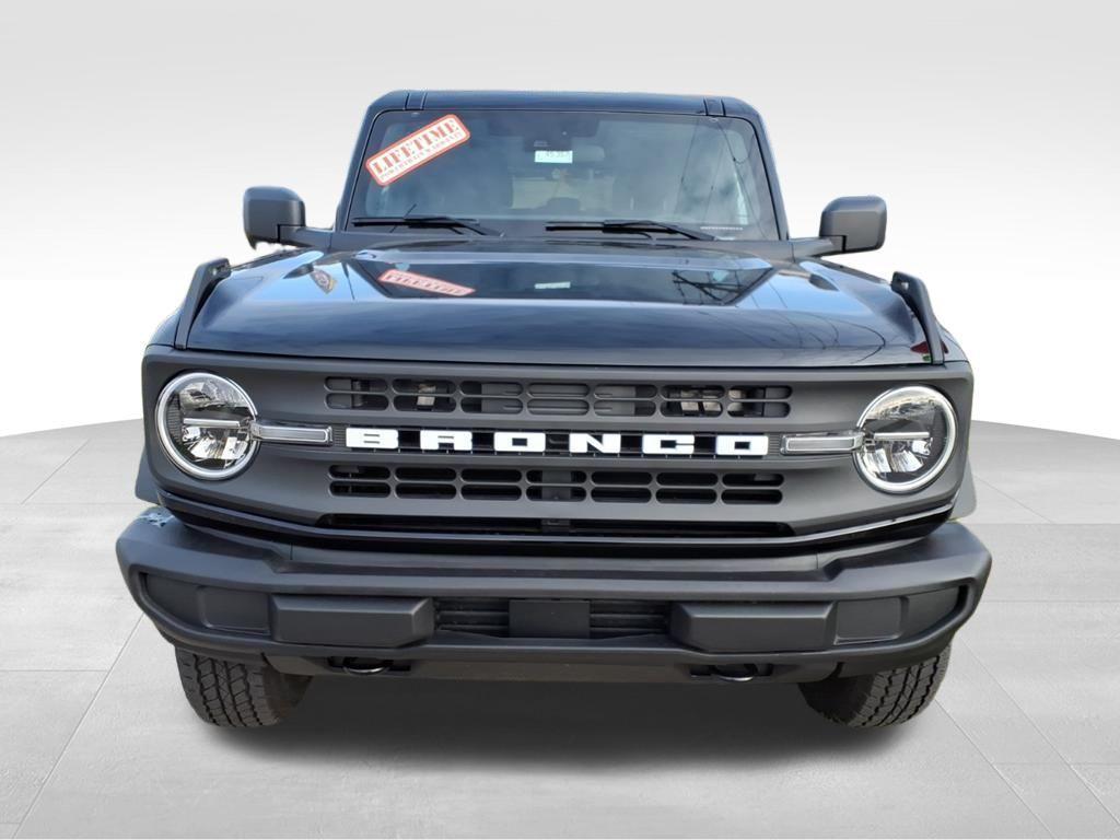 new 2025 Ford Bronco car, priced at $41,684