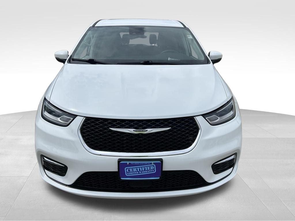 used 2023 Chrysler Pacifica car, priced at $27,495
