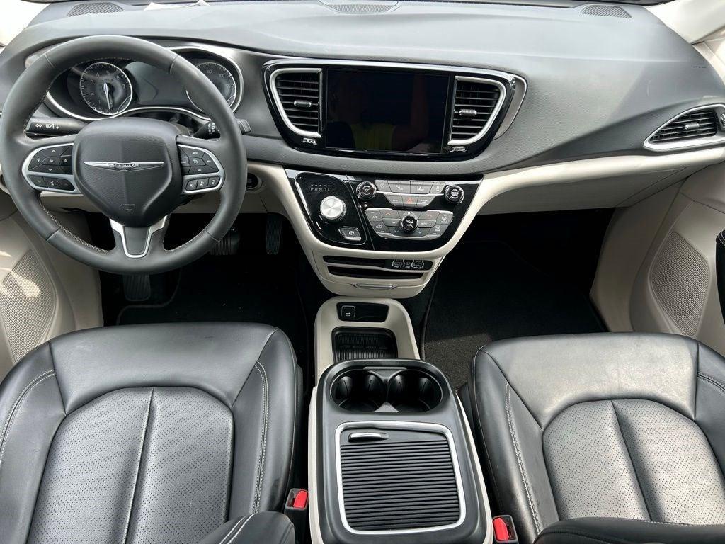 used 2023 Chrysler Pacifica car, priced at $27,495