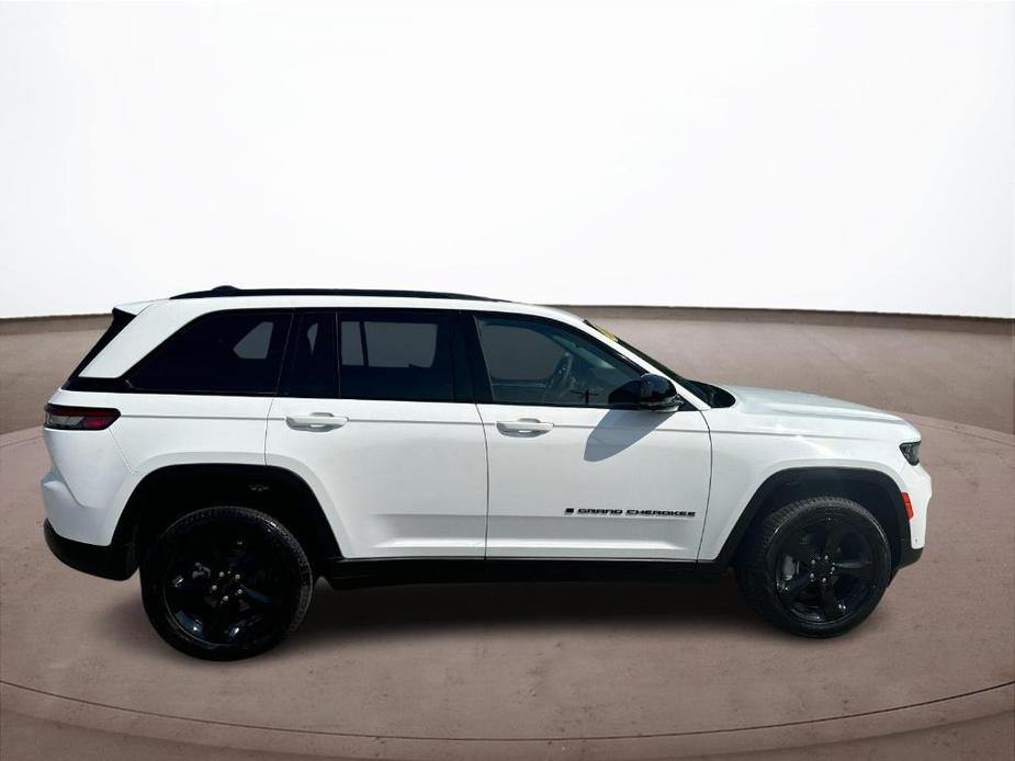 new 2024 Jeep Grand Cherokee car, priced at $54,294