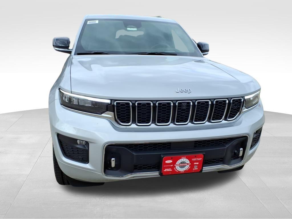 new 2025 Jeep Grand Cherokee car, priced at $62,446
