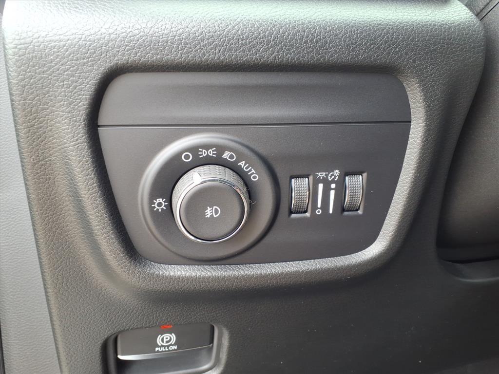 new 2025 Jeep Grand Cherokee car, priced at $62,446