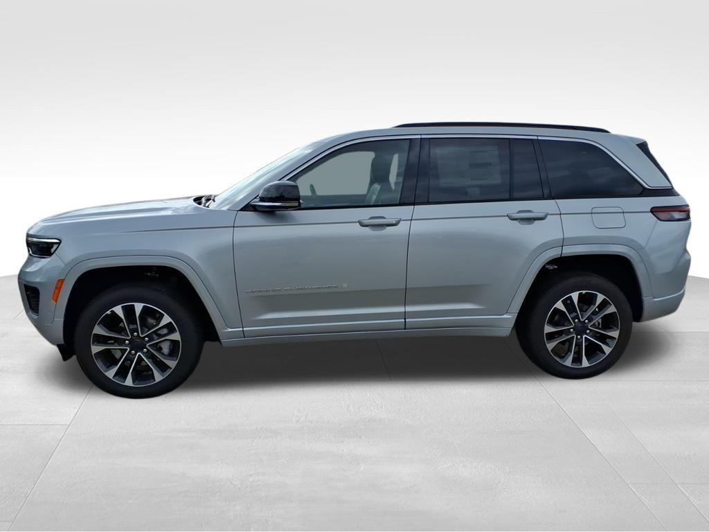 new 2025 Jeep Grand Cherokee car, priced at $62,446