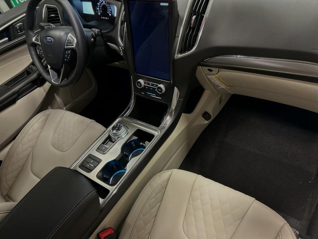 new 2024 Ford Edge car, priced at $41,380