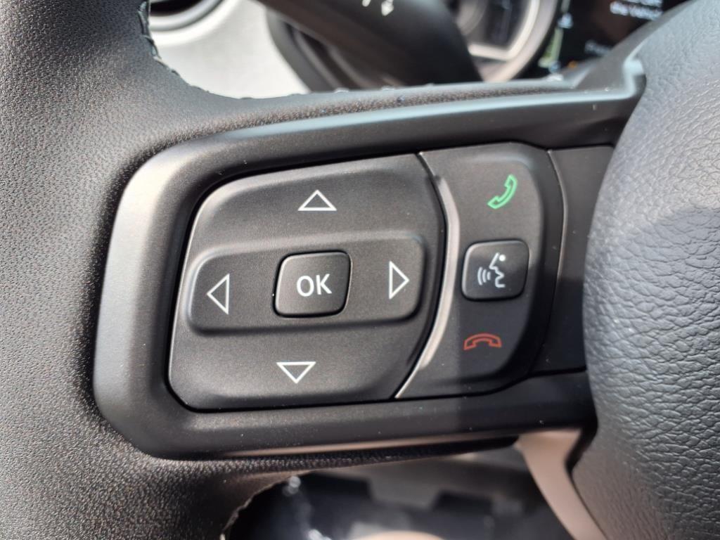 new 2025 Jeep Wrangler car, priced at $45,385