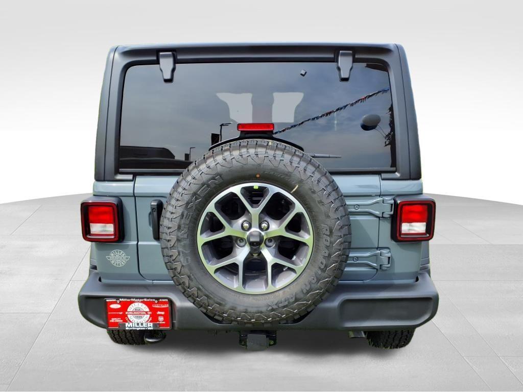 new 2025 Jeep Wrangler car, priced at $48,385