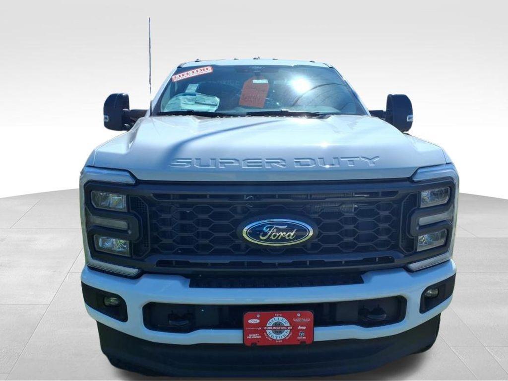 new 2025 Ford F-350 car, priced at $67,415