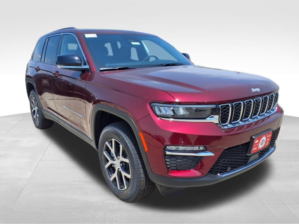 new 2025 Jeep Grand Cherokee car, priced at $52,533