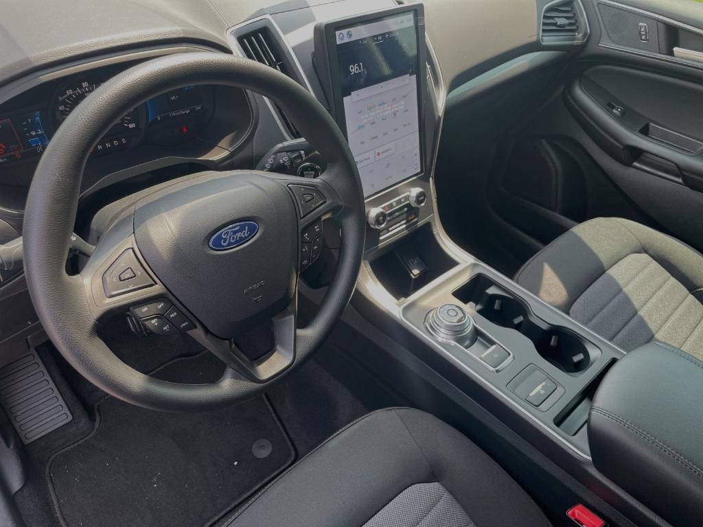 new 2024 Ford Edge car, priced at $34,420