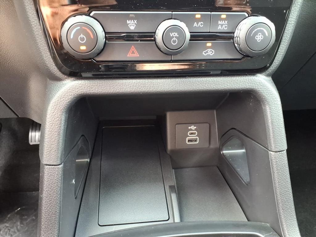 new 2025 Ford Ranger car, priced at $40,122