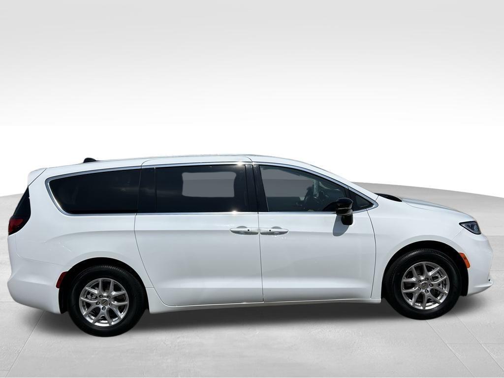 used 2024 Chrysler Pacifica car, priced at $30,455
