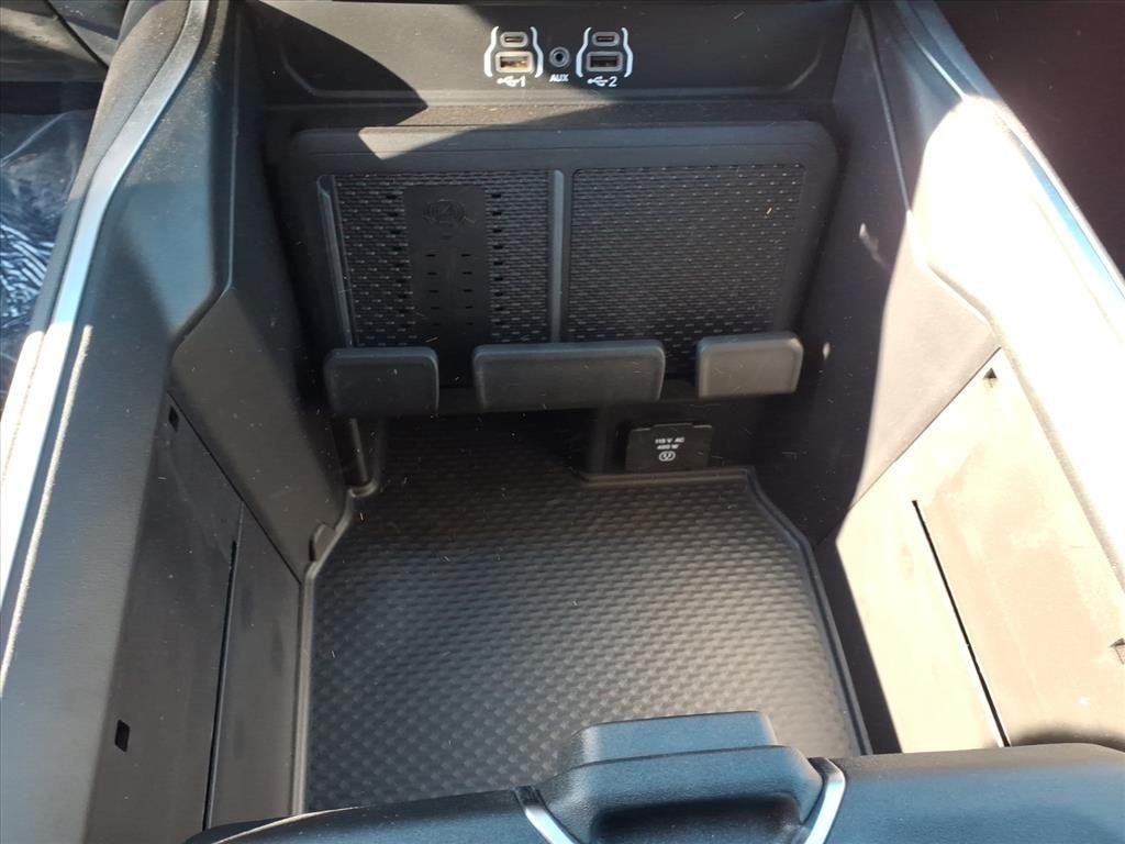 new 2025 Ram 1500 car, priced at $52,046