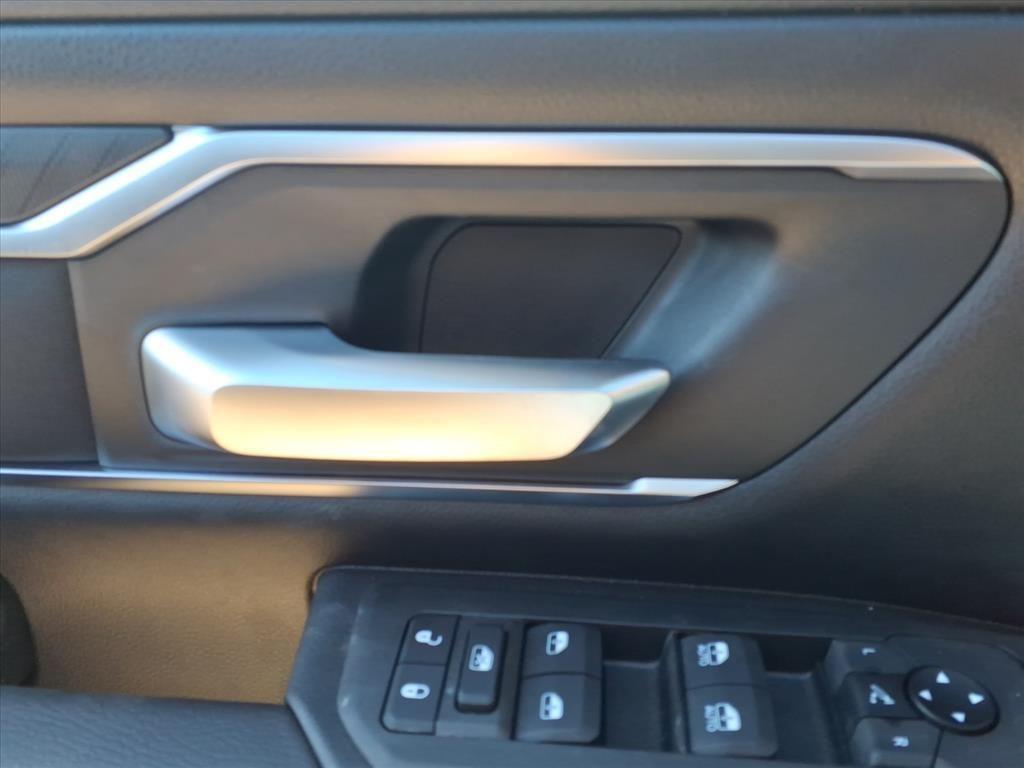 new 2025 Ram 1500 car, priced at $52,046