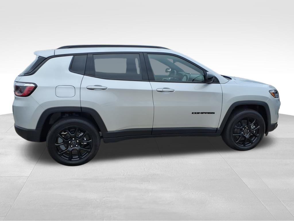 new 2026 Jeep Compass car, priced at $35,212