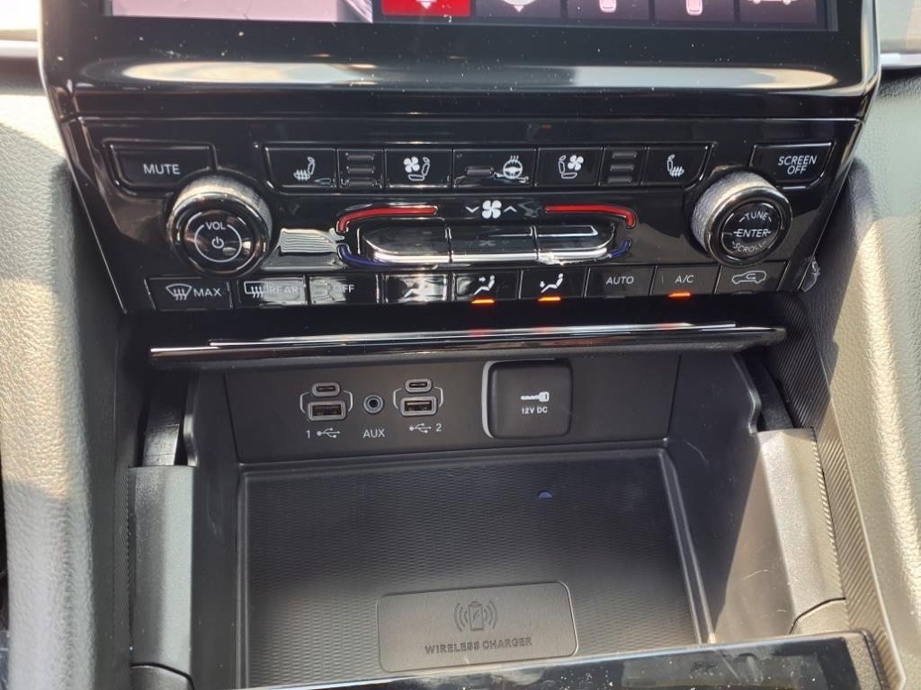 new 2025 Jeep Grand Cherokee L car, priced at $57,036