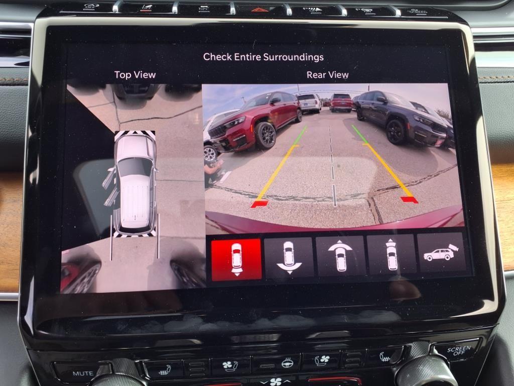 new 2025 Jeep Grand Cherokee car, priced at $67,910