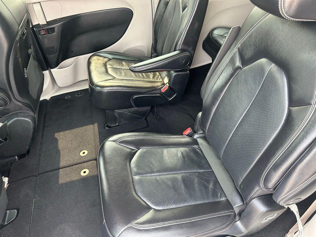 used 2022 Chrysler Pacifica car, priced at $24,264