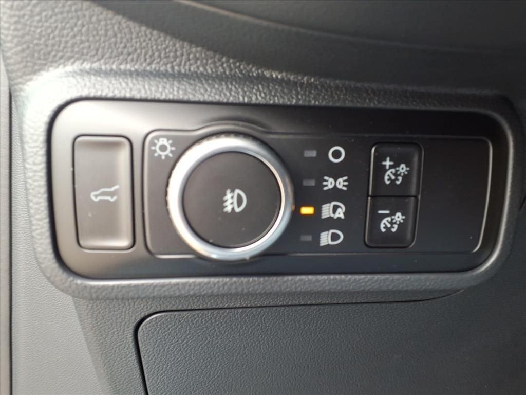 new 2025 Ford Explorer car, priced at $46,213