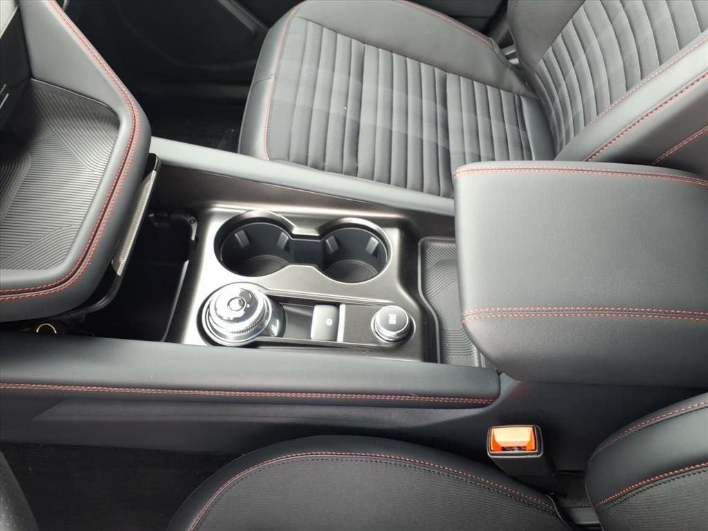 new 2025 Ford Explorer car, priced at $46,213