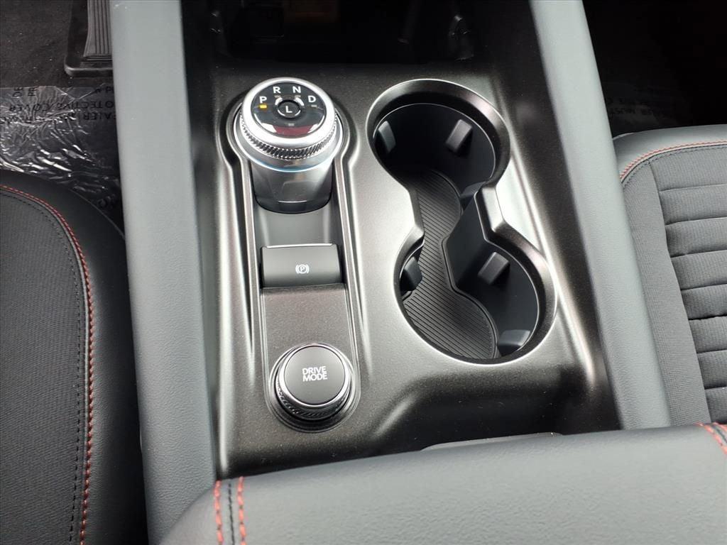 new 2025 Ford Explorer car, priced at $46,213