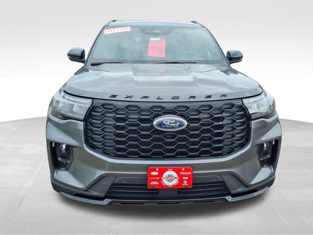 new 2025 Ford Explorer car, priced at $46,213