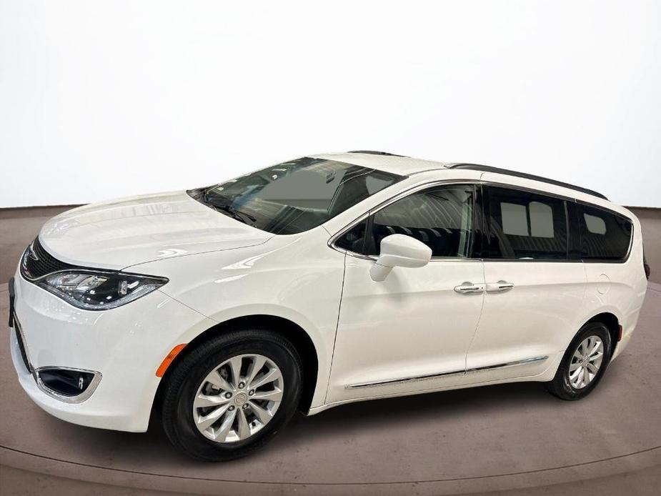 used 2017 Chrysler Pacifica car, priced at $20,650