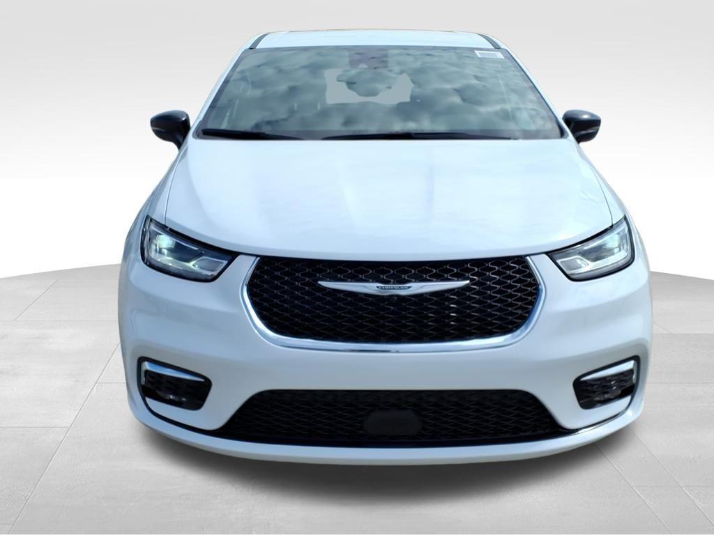 new 2026 Chrysler Pacifica car, priced at $41,339